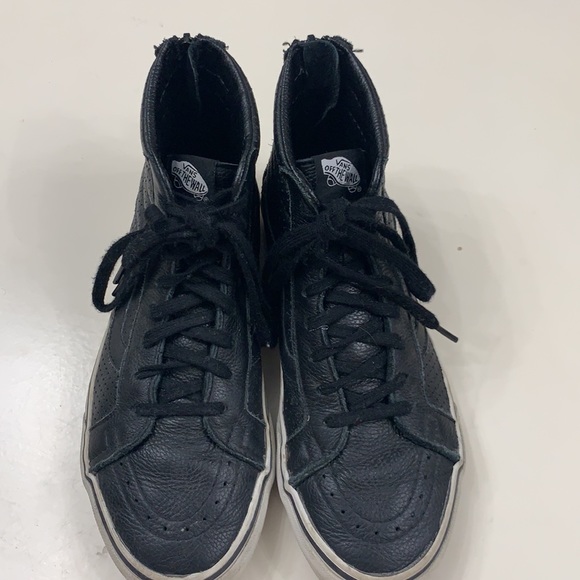 Vans high top old skool skateboard shoes. - Picture 5 of 7